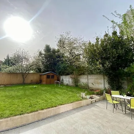 Spacieuse 4 Proche Paris Villa Clamart